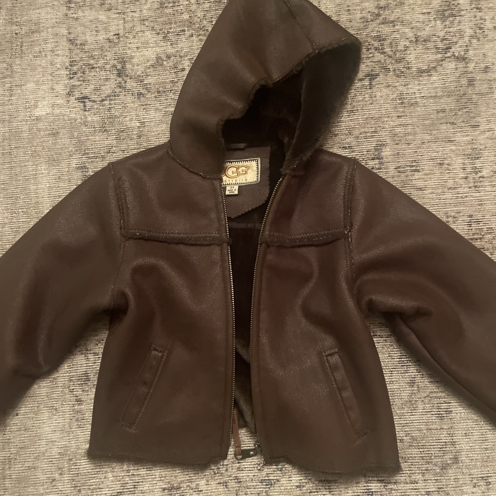 UGG Australia Tan Faux Leather jacket with pink Faux Fur Hood Fullzip Toddler 2T